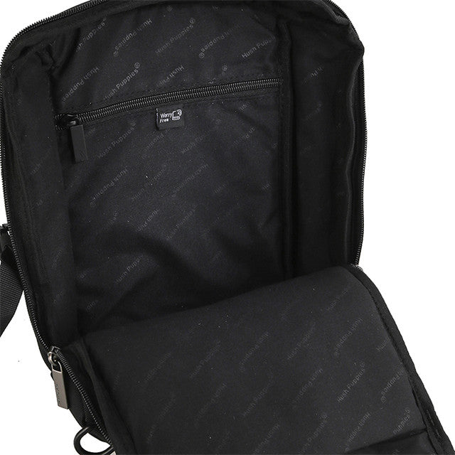 Emeric Chest Bag In Black