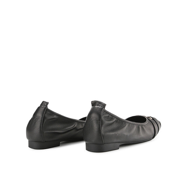 Flats Donna Carl In Black