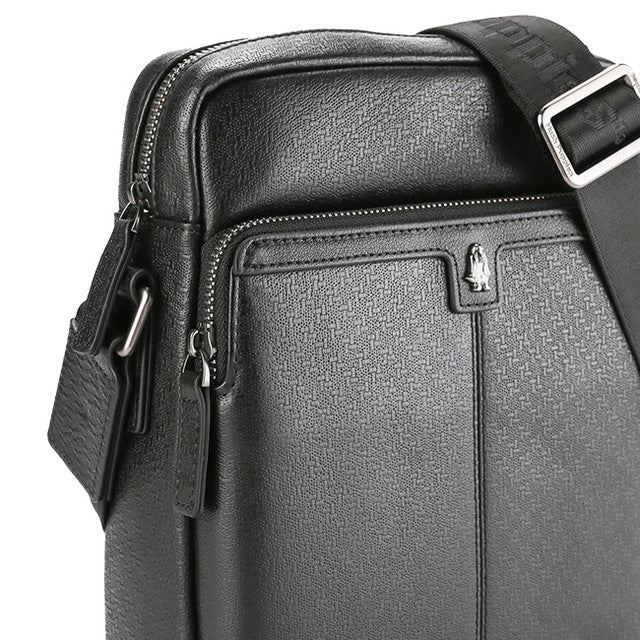 Lewis Sling Bag In Black