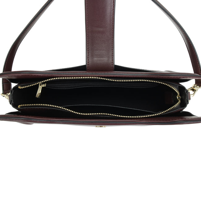 Evas Shoulder In Wine