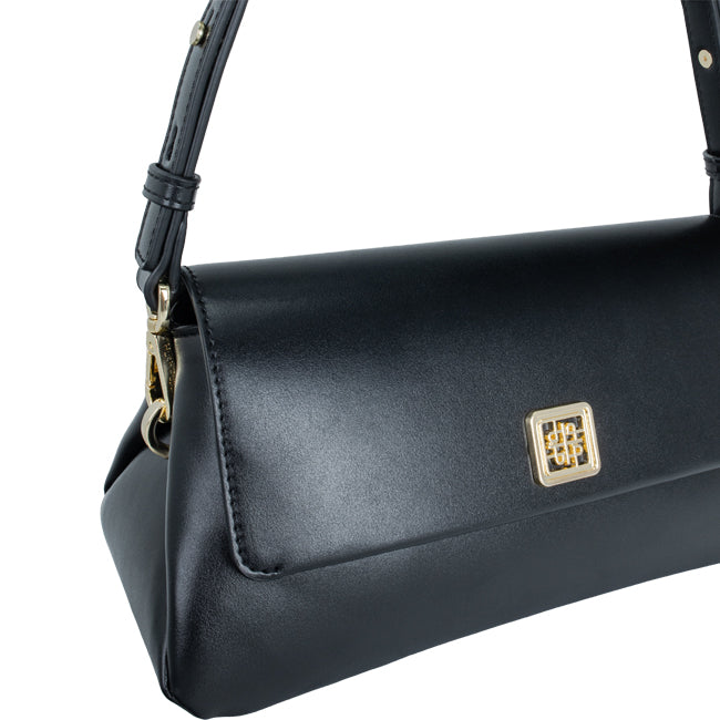 Pilly Shoulder In Black