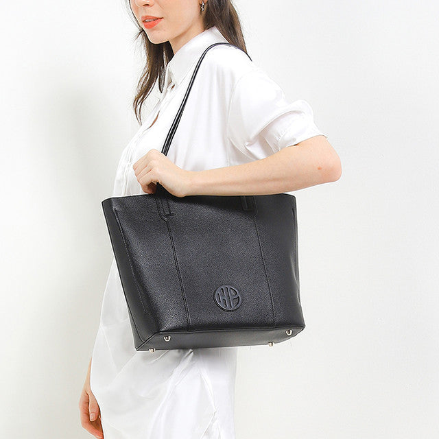 Gavina Tote In Black