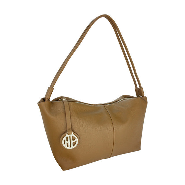 Alara Shoulder In Camel