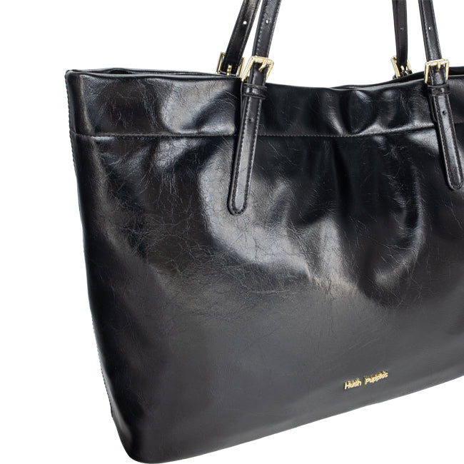 Akari Ew Tote In Black