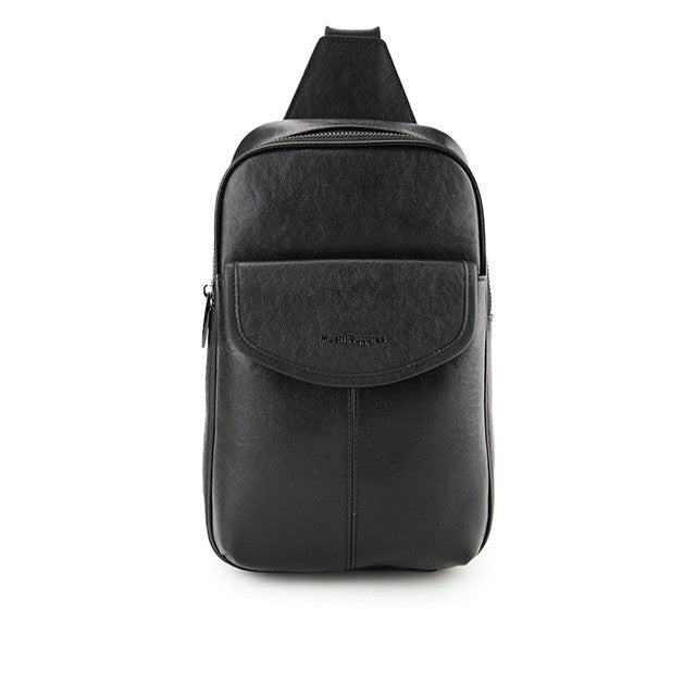 Oscar Chest Bag In Black