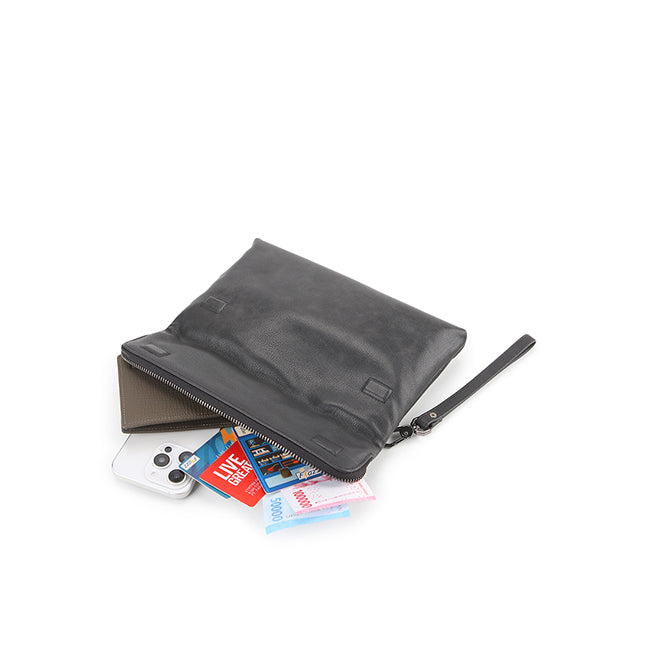 Wesley Clutch In Black
