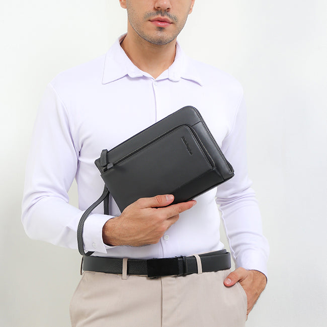 Victor Clutch In Grey