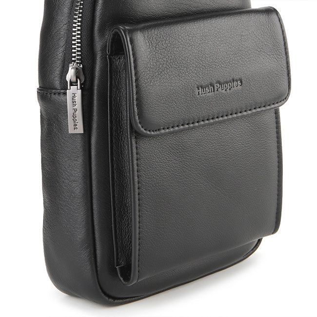 Walley Chest Bag In Black