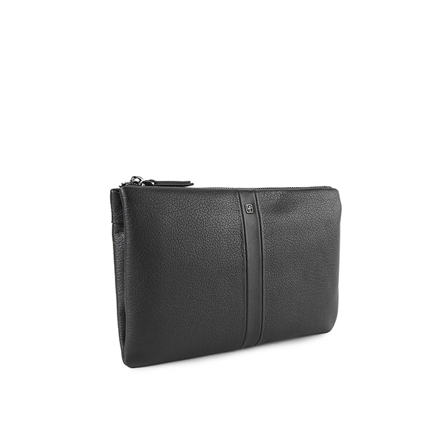 Shelton Clutch In Black