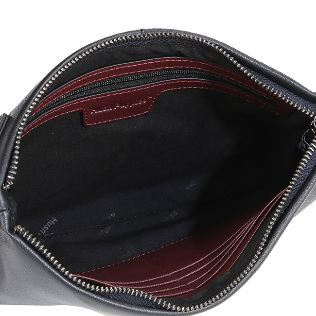 Sparky Clutch In Navy