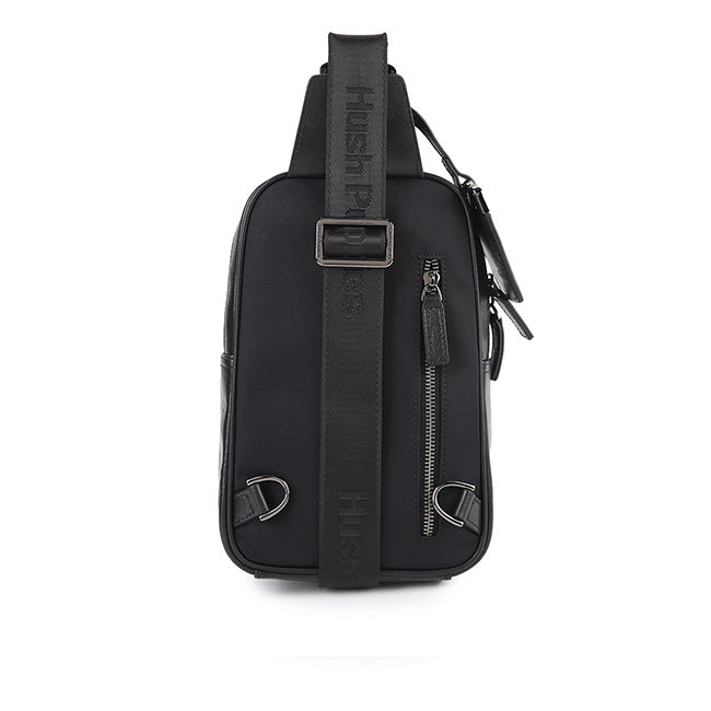 William Smith Chest Bag In Black