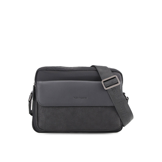 Molly Messenger Bag In Black