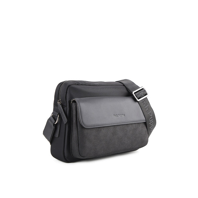 Molly Messenger Bag In Black