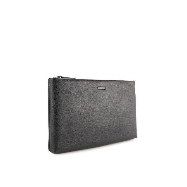 Ramee Clutch In Black