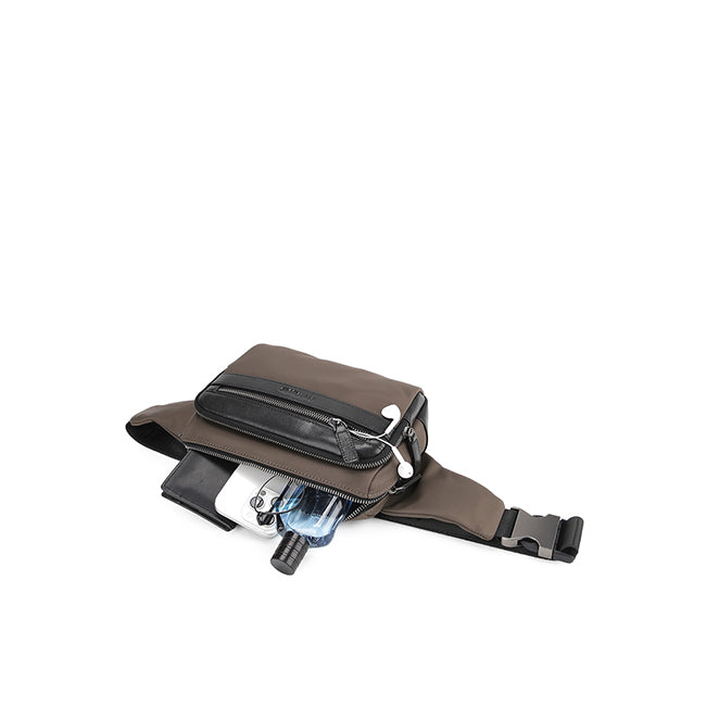Titan Waist Bag In Dark Brown