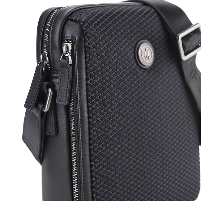 Telford Sling Bag In Black
