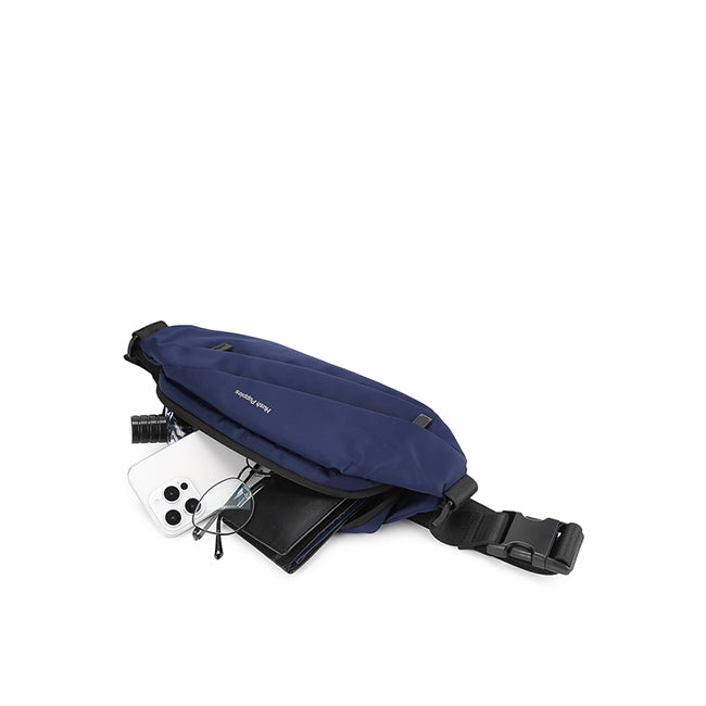 Manhattan Waist Bag In Navy
