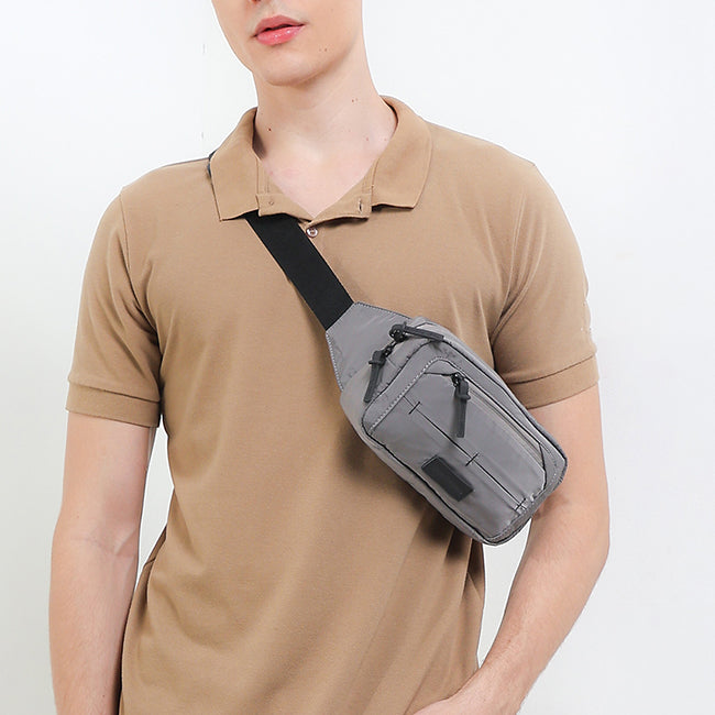 Xander Waist Bag In Grey
