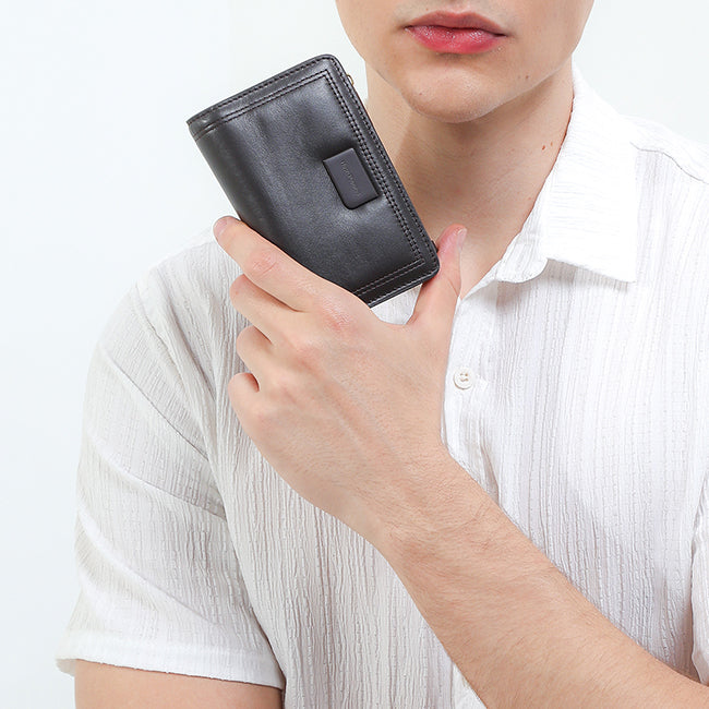 Britney Bi Fold Wlt In Dark Brown