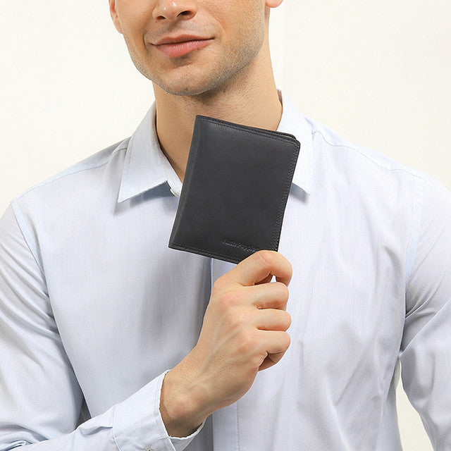 Short Wallet Ruby Bi-Fold Wlt In Navy