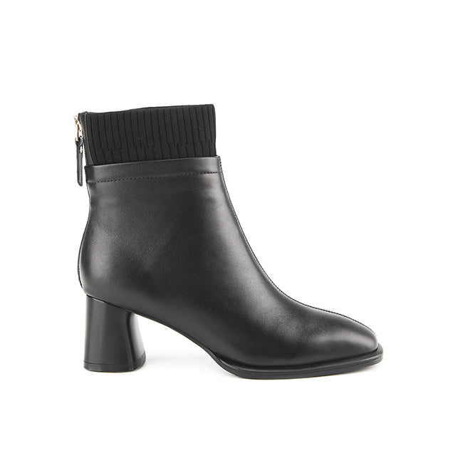Boots Oline In Black