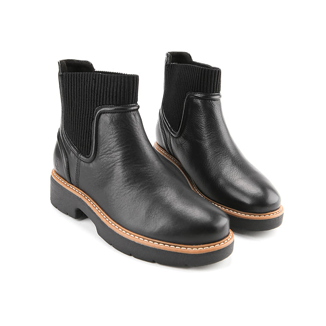 Boots Jodie Chelsea In Bold Black Leather