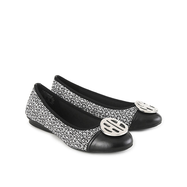 Flats Samantha Twilly In White