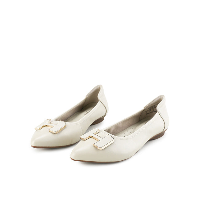 Flats Channel In Beige