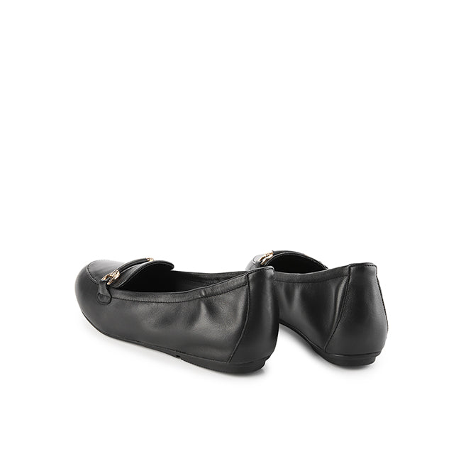 Mathea Jansen In Black