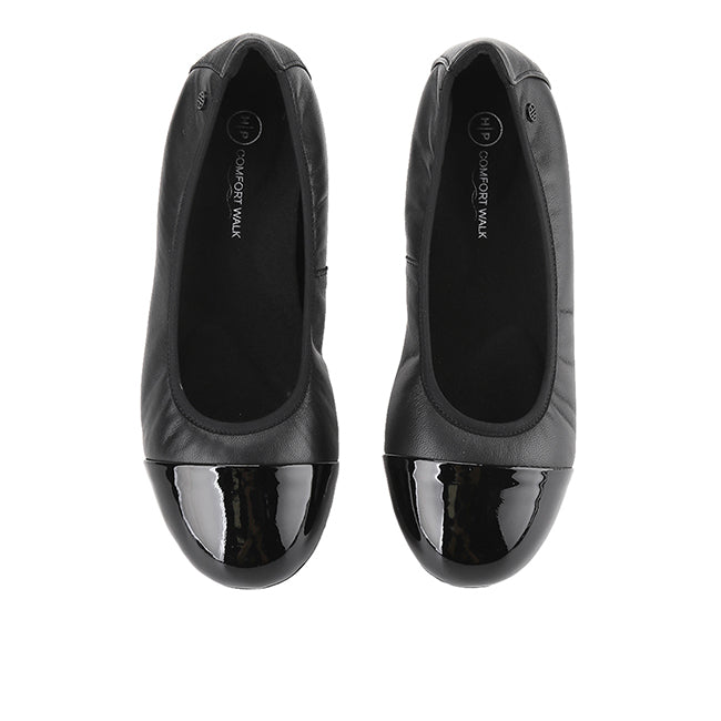 Maiza Palmer In Black