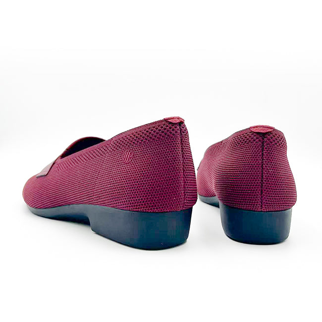 Flats Arletta In Maroon