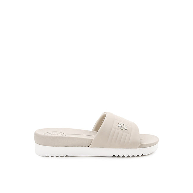 Slip On Angel Quilt In Beige