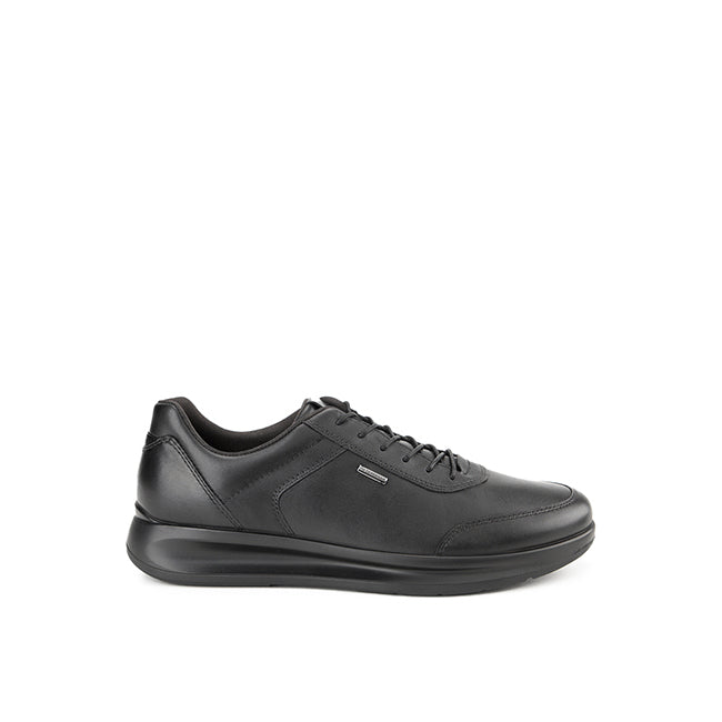 Oswald Lace Up In Black