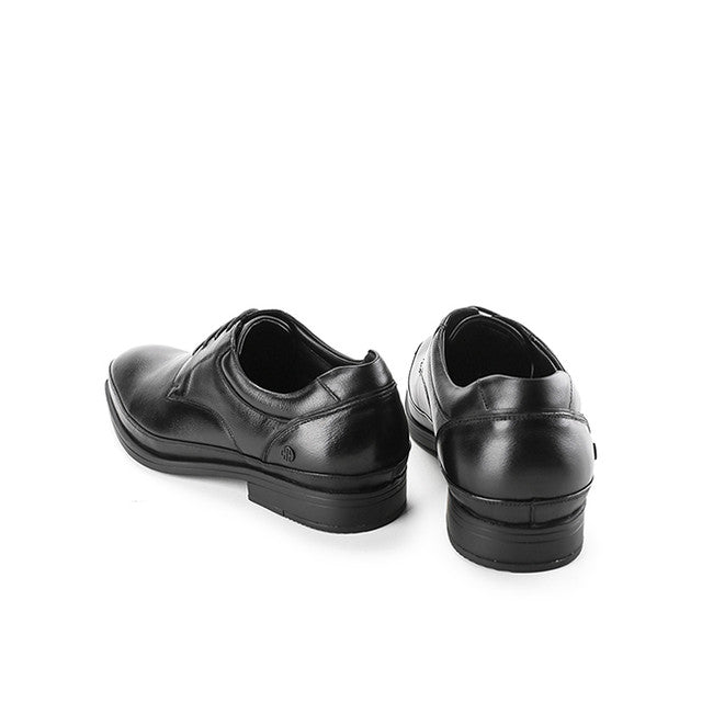 Terro Cisco Lace Up In Black