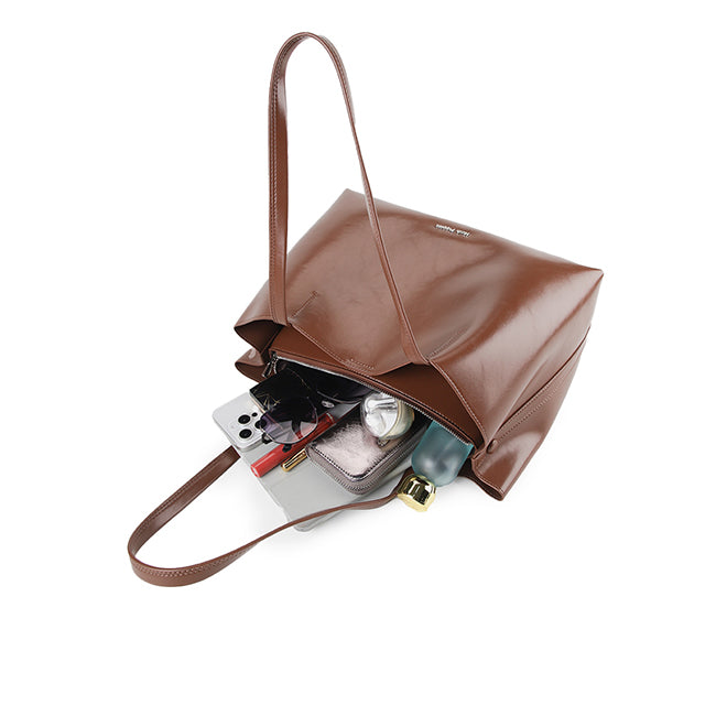 Berthi Shoulder In Black