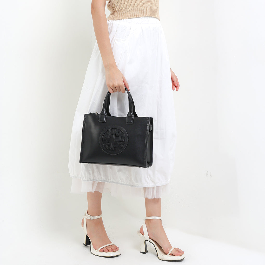 Yemmy Tote In Black