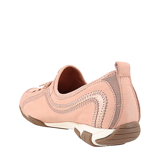 Sneakers Ladies Casual - Qualify In Pale Peach Nubuck