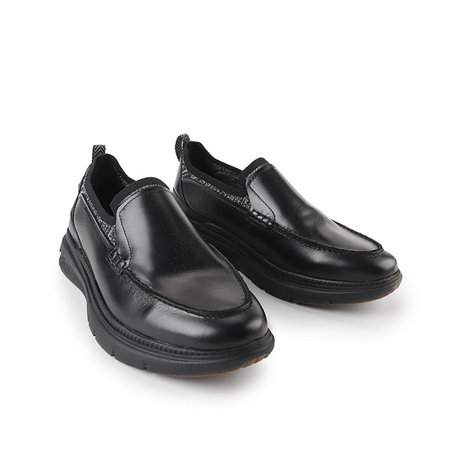 Excel Loafer In Bold Black Leather