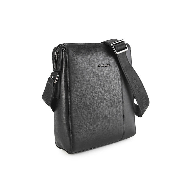 Kingston Sling Bag In Black