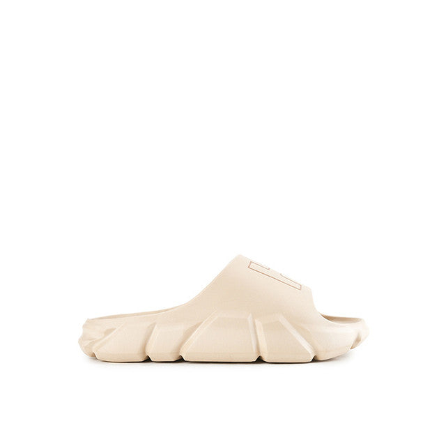 Claine Slide In Beige