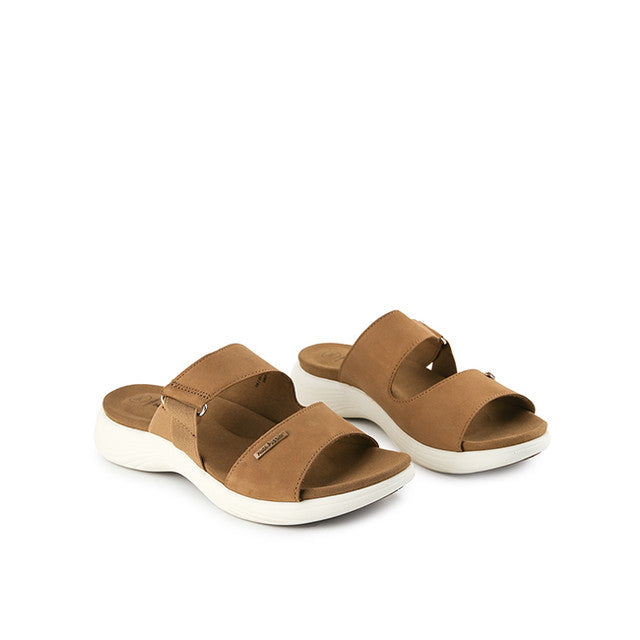 Lissa Slip On In Brown