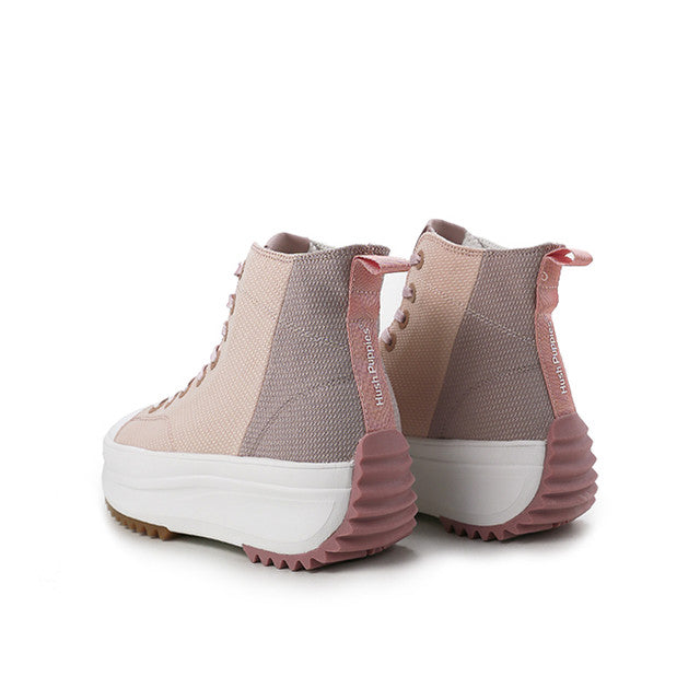 Devyn Enola In Nude Pink