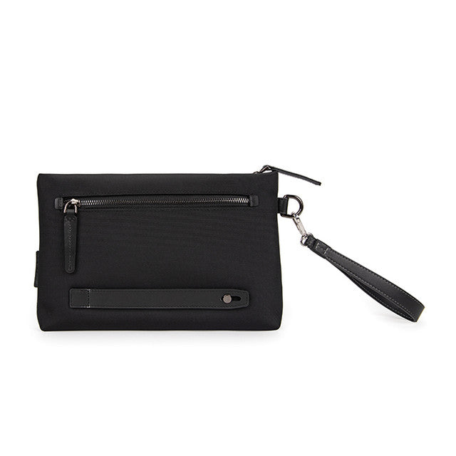 Fredro Clutch In Black