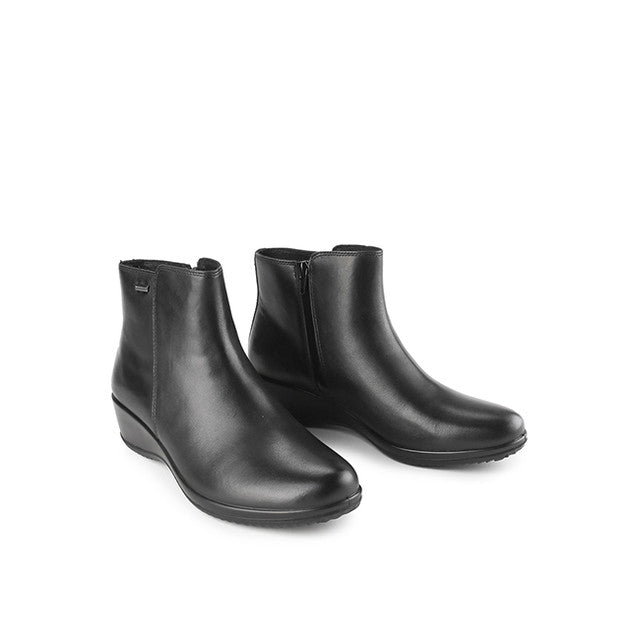 Breeze In Black