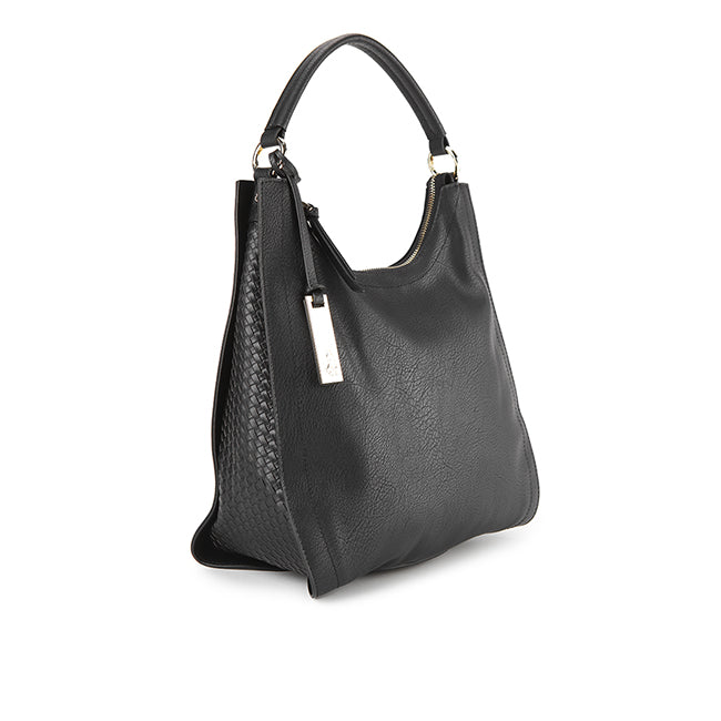 Issaya Hobo (S) In Black