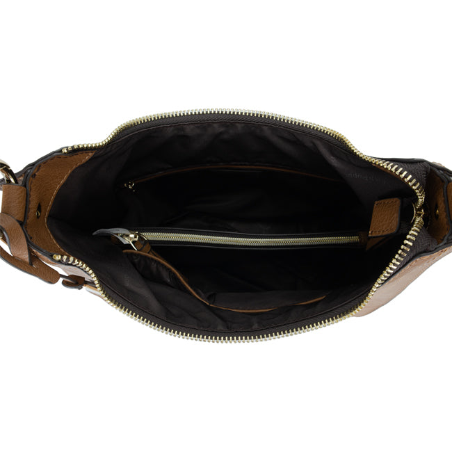 Issaya Hobo (S) In Camel