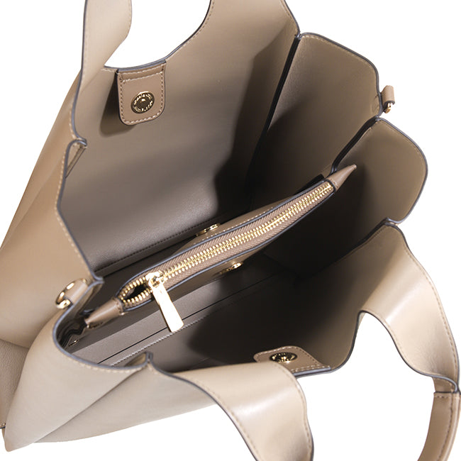 Everly Hobo (M) In Taupe