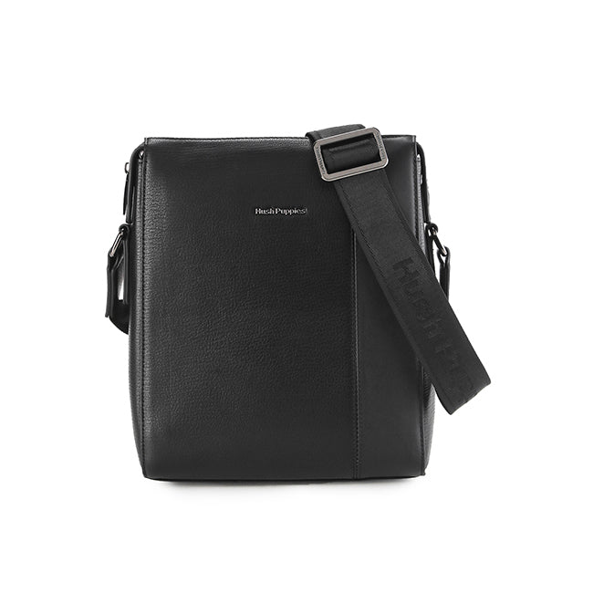 Kingston Sling Bag In Black