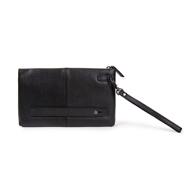Remy Clutch In Black