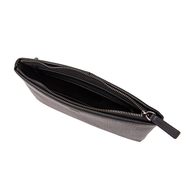 Remy Clutch In Black